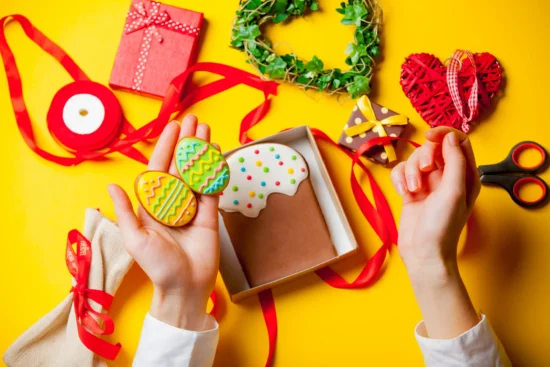 Cookie decorating kit