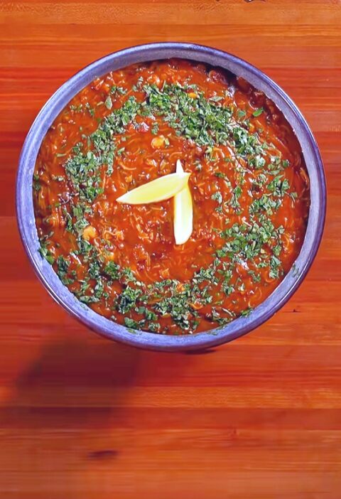 Minced beef and tomato soup