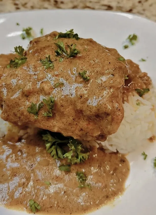 smothered creamy chicken