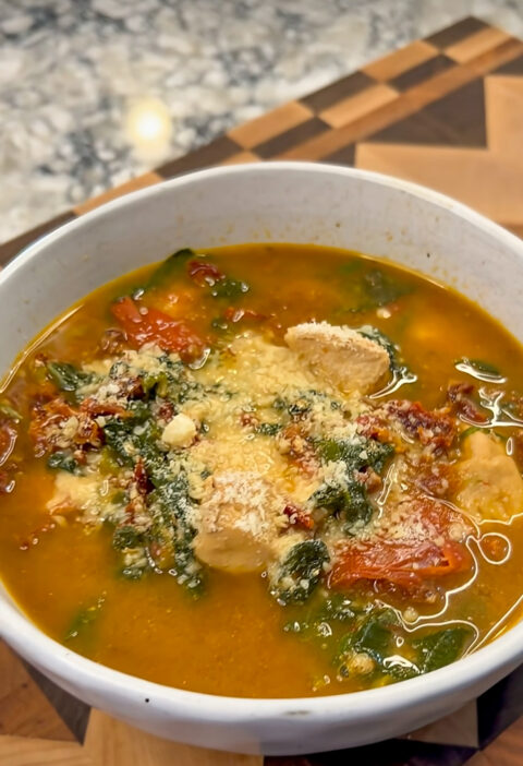Creamy tuscan chicken soup