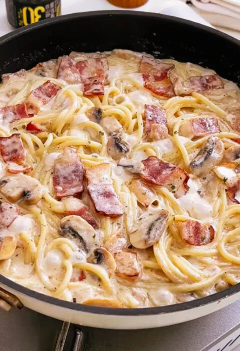 Bacon mushroom pasta