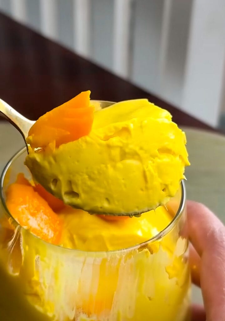Tropical mango mousse 