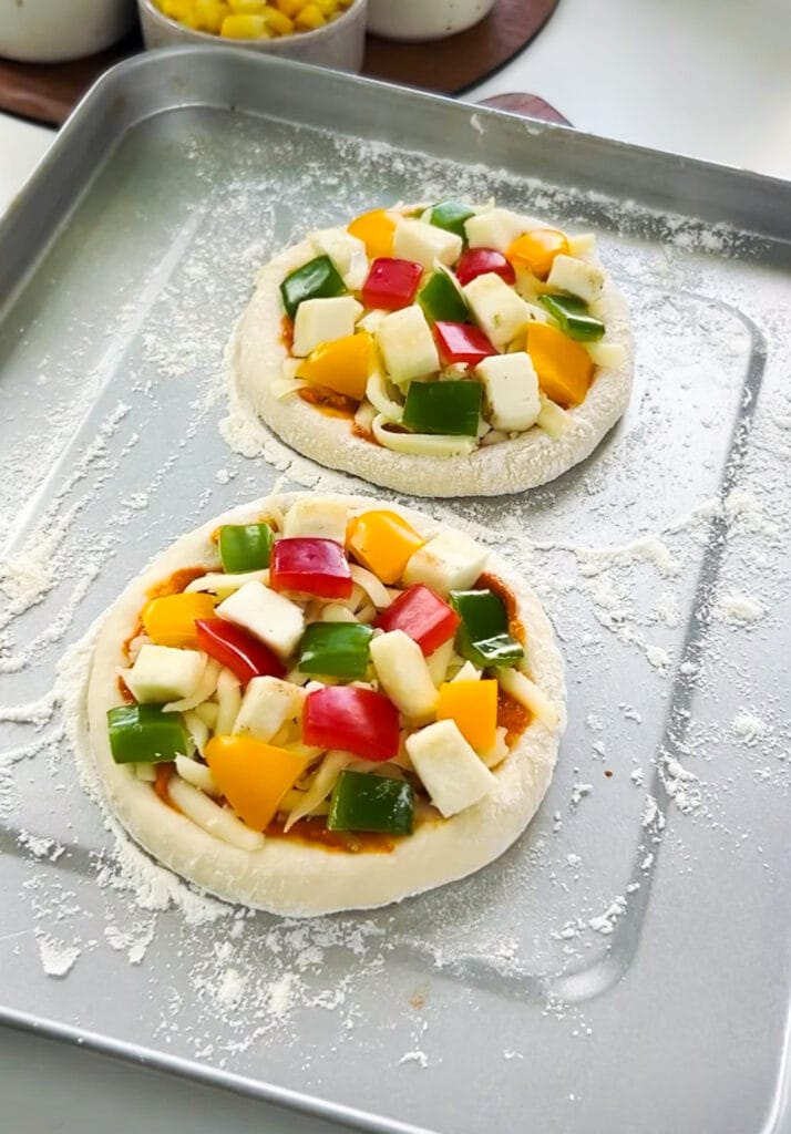 Mini lunchbox pizzas