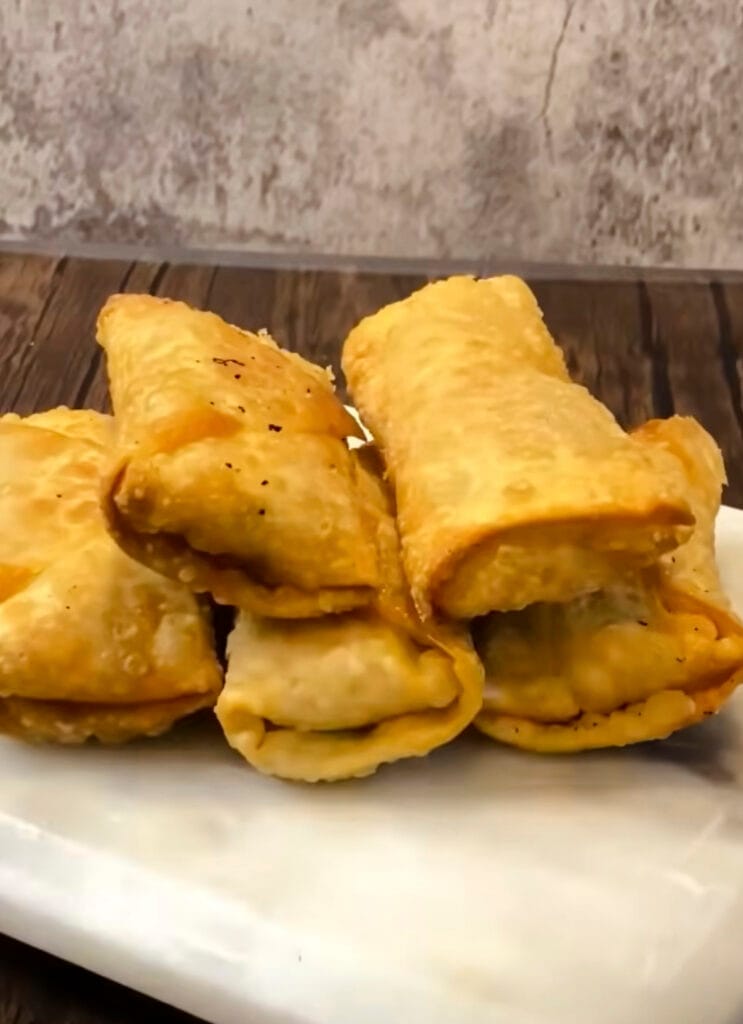 Crab rangoon rolls recipe