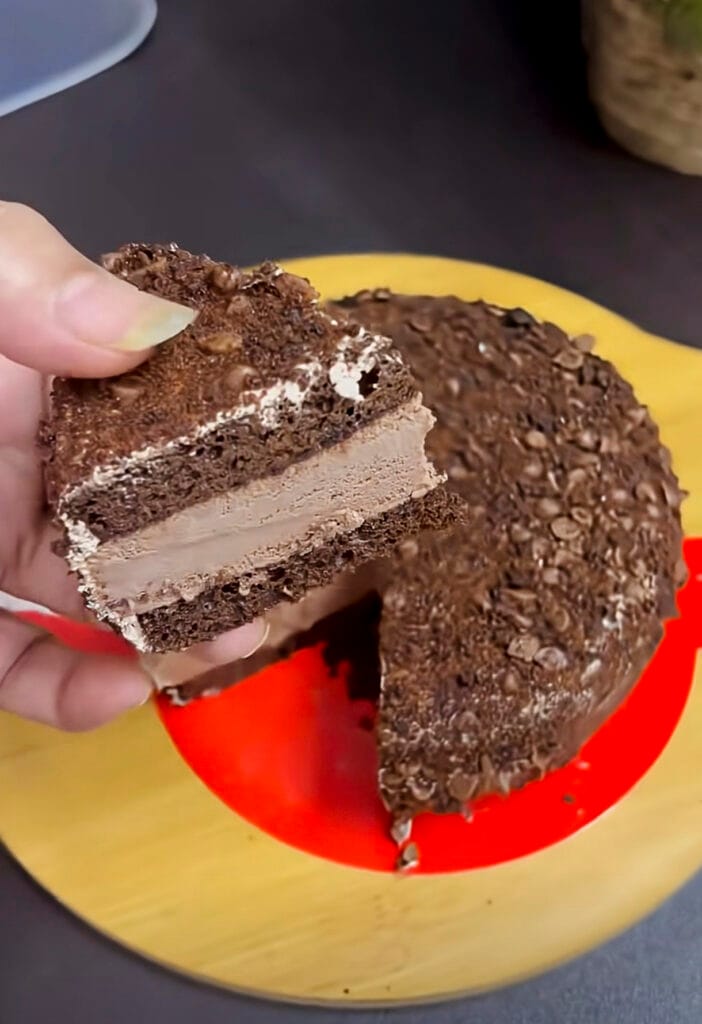 No melt ice cream cake