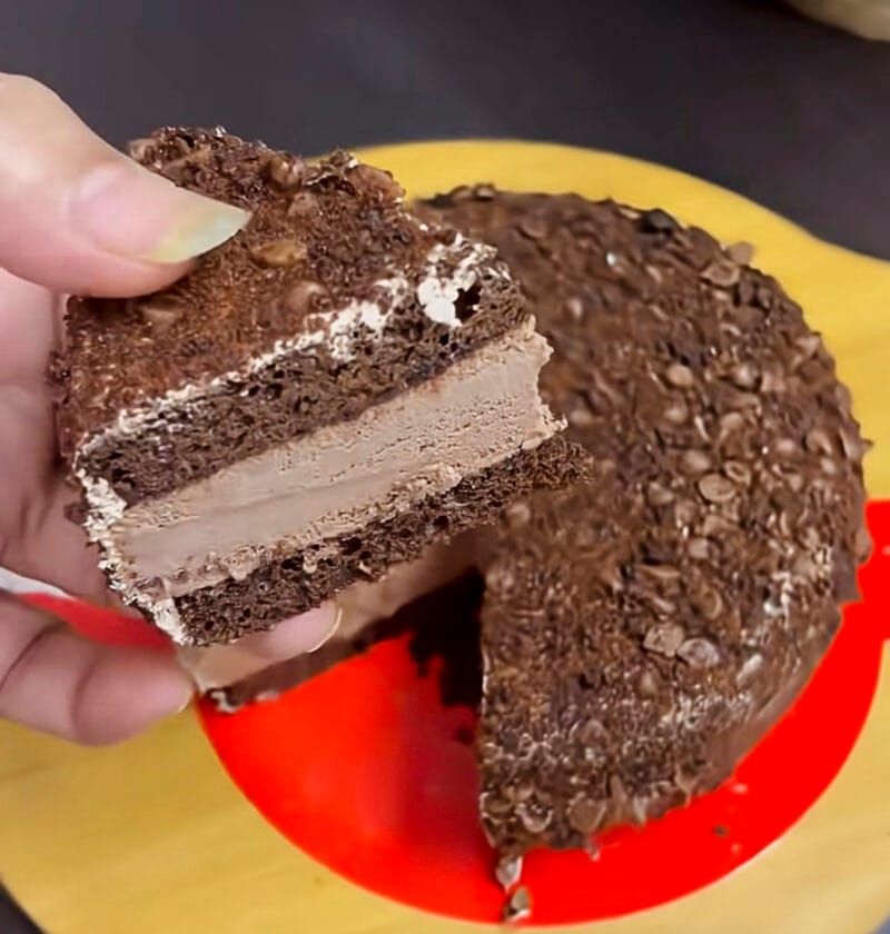 No melt ice cream cake