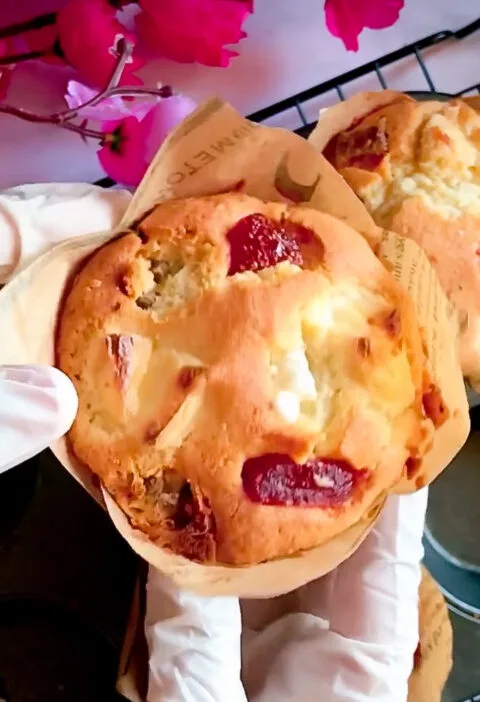 Strawberry cream cheese muffins recipe