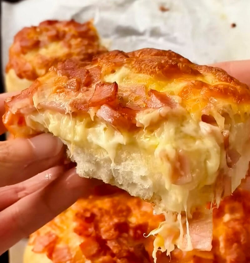 Bacon cheese roll
